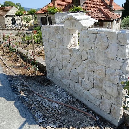 Holiday Home Lazustina Paradise Mihanici 외부 사진